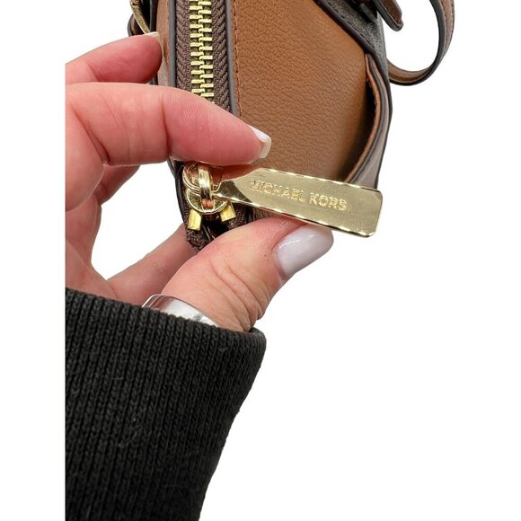 MICHAEL KORS Charlotte Large MK Signature Leather Top-Zip Tote Brown - Picture 9 of 13